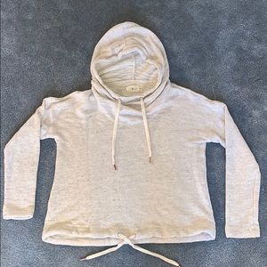 Women’s Lou & Grey sweatshirt